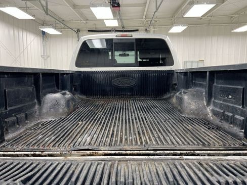 Used 2014 Ford F250 Lariat w/ Chrome Package image 23
