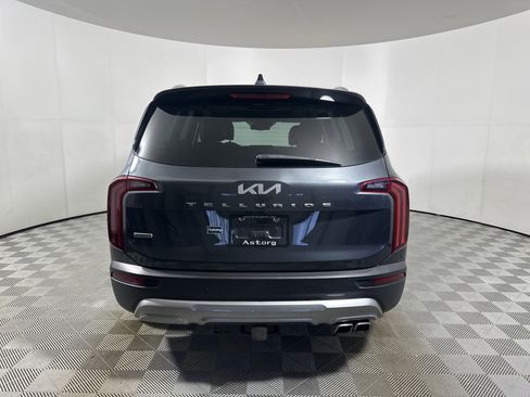 Used 2022 Kia Telluride EX w/ EX Premium Package image 6