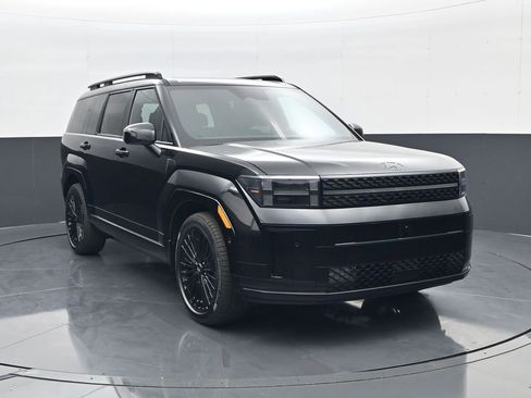 Used 2026 Hyundai Santa Fe Calligraphy image 3