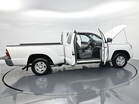 Used 2012 Toyota Tacoma 2WD Access Cab image 50