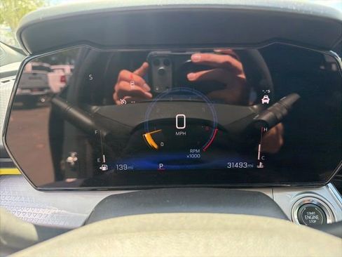 Used 2025 Chevrolet Trax LT image 24