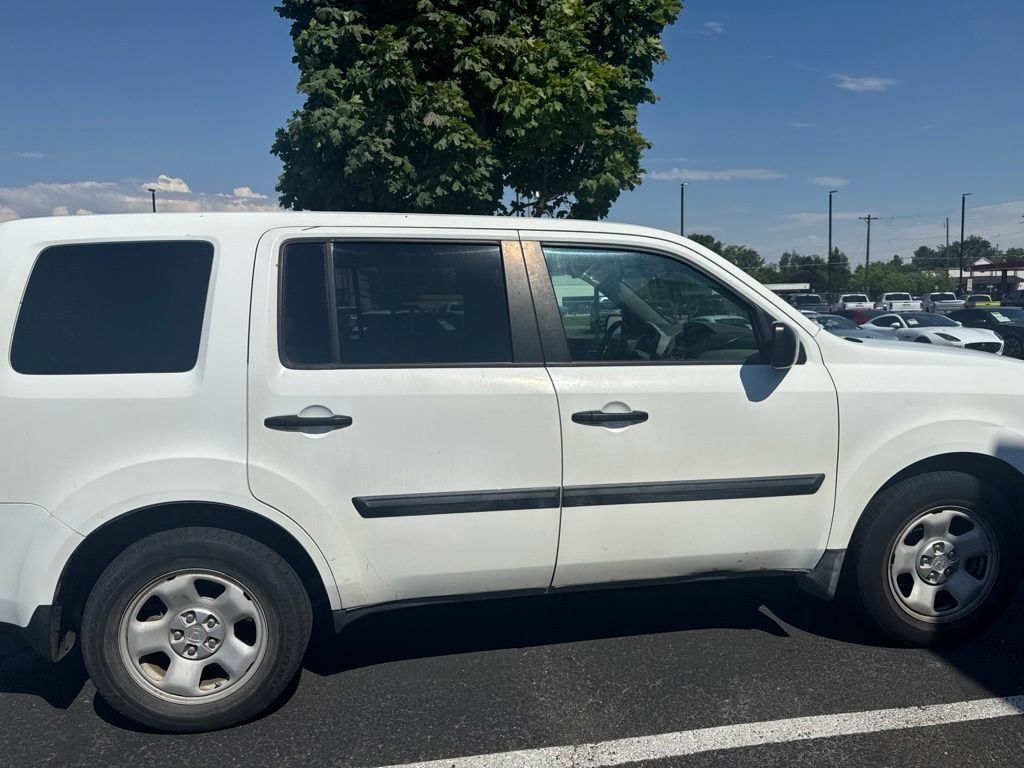 Used 2013 Honda Pilot LX image 2