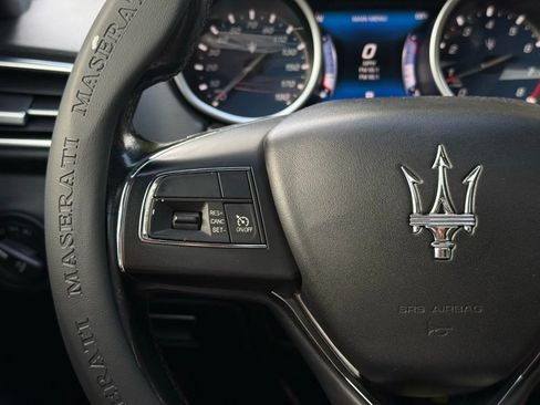 Used 2017 Maserati Ghibli image 30