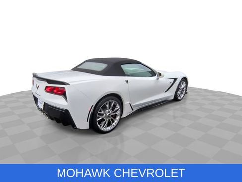 Used 2016 Chevrolet Corvette Stingray Convertible w/ 3LT Preferred Equipment Group RWD image 8