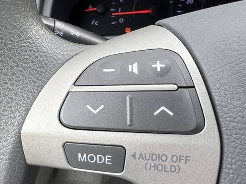 Used 2011 Toyota Camry FWD image 21