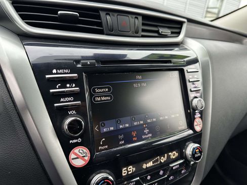 Used 2023 Nissan Murano SV image 24