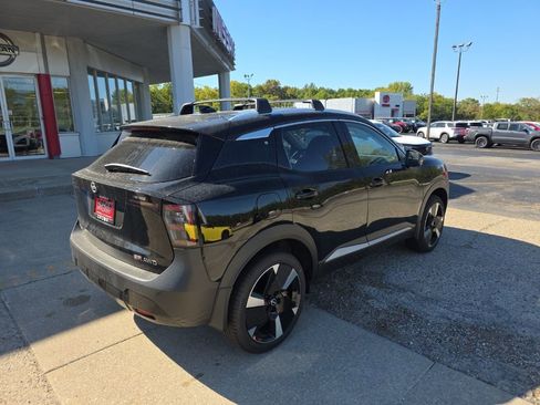 New 2026 Nissan Kicks SR w/ SR Premium Package image 3