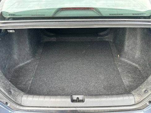 Used 2019 Honda Civic LX image 9
