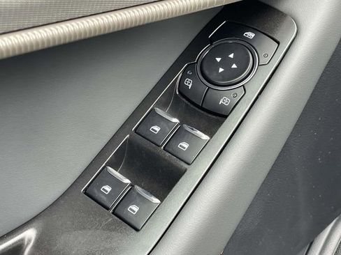 New 2026 Ford Explorer Active image 12