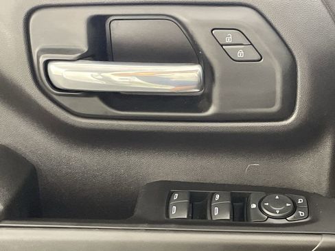 Used 2023 Chevrolet Silverado 1500 Custom Trail Boss image 18