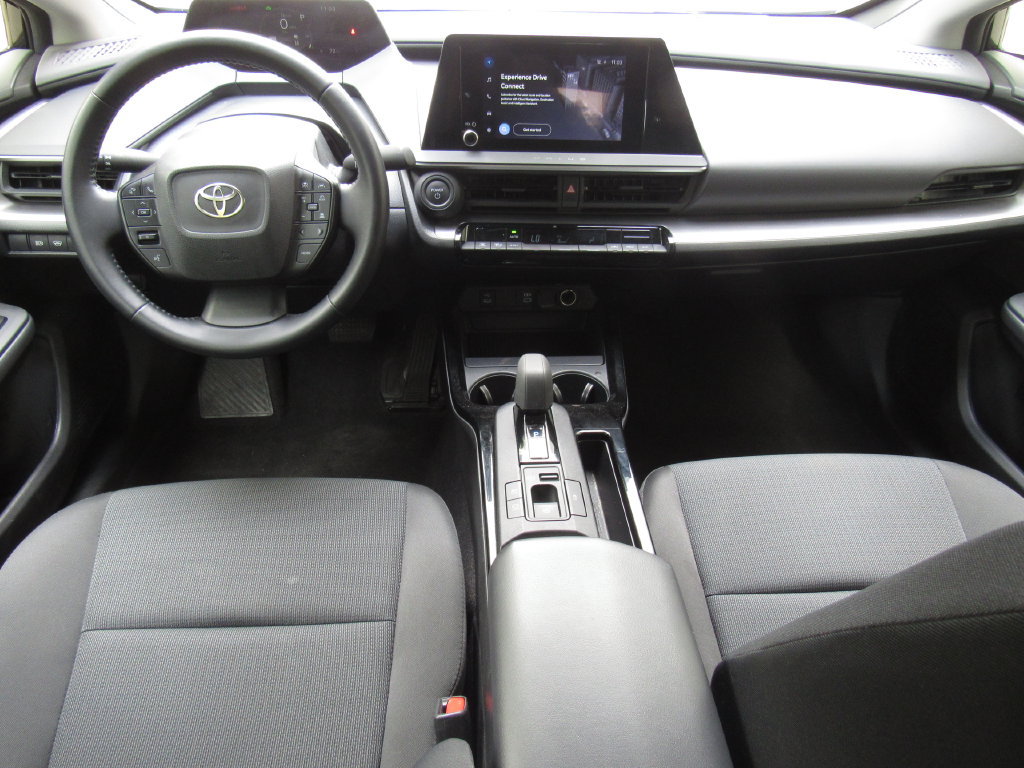 Certified 2025 Toyota Prius LE FWD image 28
