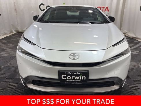 Used 2025 Toyota Prius Plug-In Hybrid FWD image 2