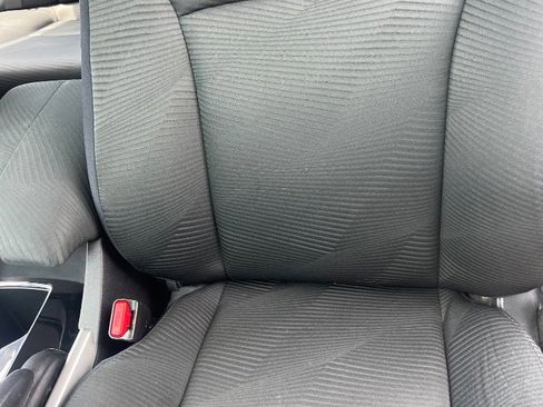 Used 2017 Honda Accord LX image 30