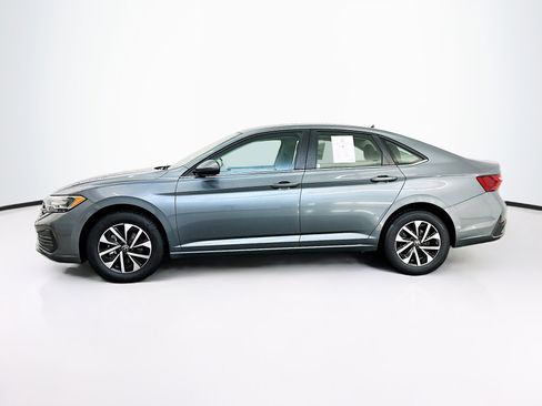 Used 2024 Volkswagen Jetta S image 4