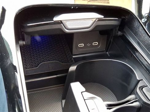 Used 2026 Mercedes-Benz C 300 4MATIC Sedan image 18