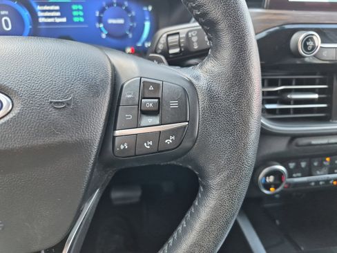 Used 2020 Ford Escape Titanium w/ Titanium Premium Package 2.0 image 27