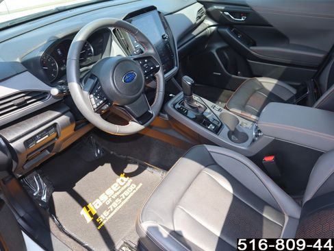Used 2024 Subaru Crosstrek 2.5i Limited AWD/4WD image 12