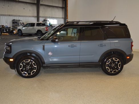 Used 2024 Ford Bronco Sport Outer Banks w/ Tech Package image 6