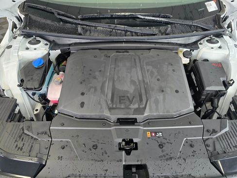 New 2026 Hyundai Ioniq 5 SEL image 12