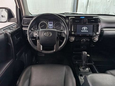 Used 2021 Toyota 4Runner Venture w/ Moonroof Package AWD/4WD image 21