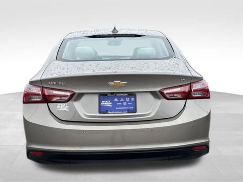 Used 2024 Chevrolet Malibu LT image 4