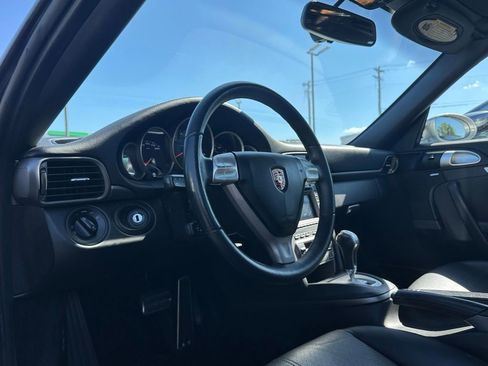 Used 2006 Porsche 911 Carrera image 2