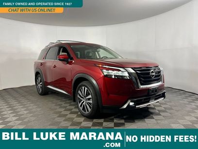 Used 2022 Nissan Pathfinder Platinum w/ Cargo Package