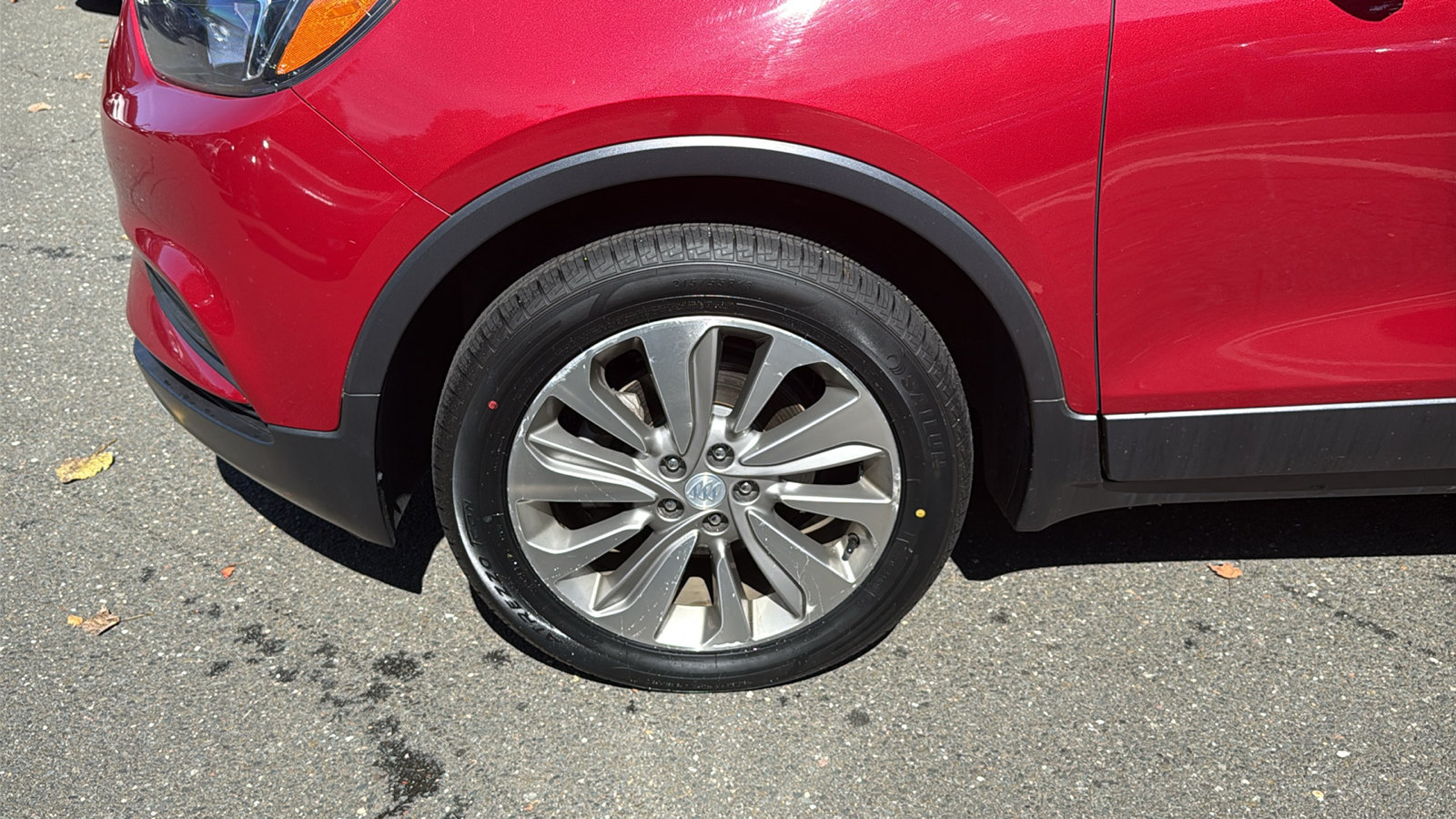 Used 2019 Buick Encore Preferred w/ Safety Package AWD/4WD image 9