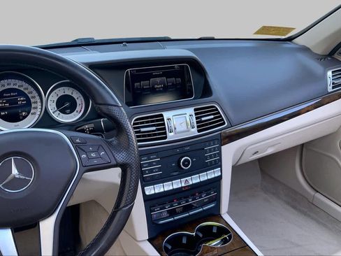 Used 2017 Mercedes-Benz E 400 Cabriolet image 7
