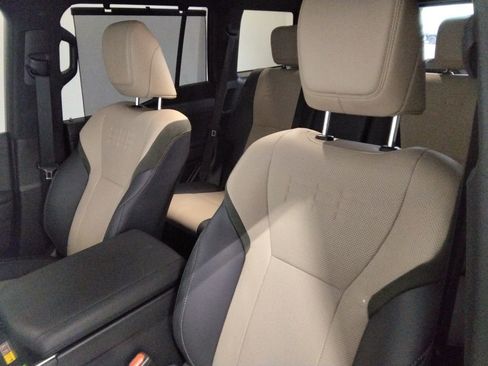 Used 2024 Lexus GX 550 image 34