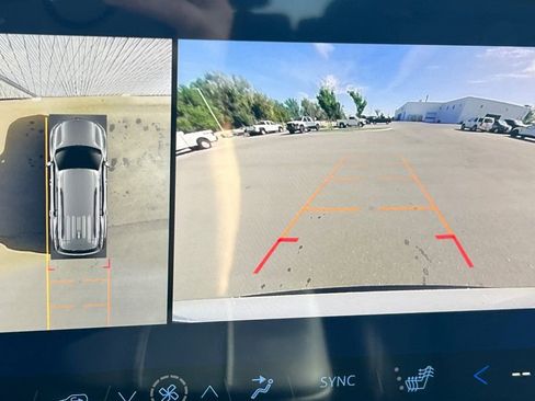 New 2026 Chevrolet Traverse LT w/ Driver Confidence Package image 16