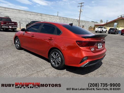 Used 2023 Kia Forte LXS FWD image 5