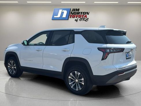 Used 2025 Chevrolet Equinox LT AWD/4WD image 7