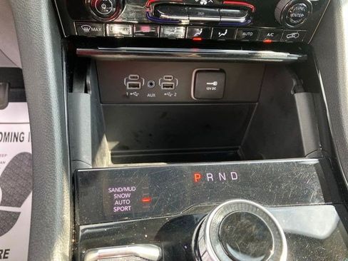 Certified 2023 Jeep Grand Cherokee Limited AWD/4WD image 20