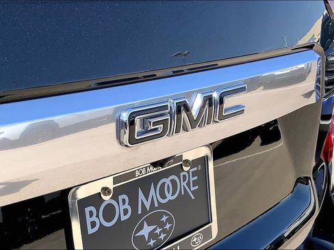 Used 2022 GMC Yukon XL Denali AWD/4WD image 23
