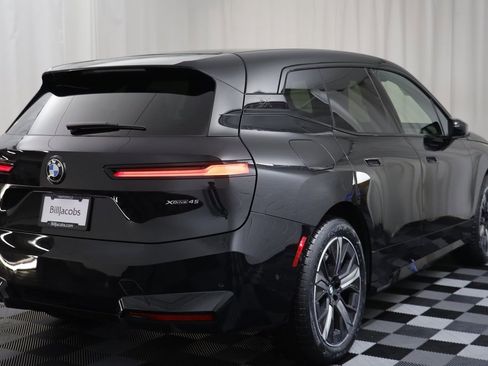 New 2026 BMW iX xDrive45 image 18
