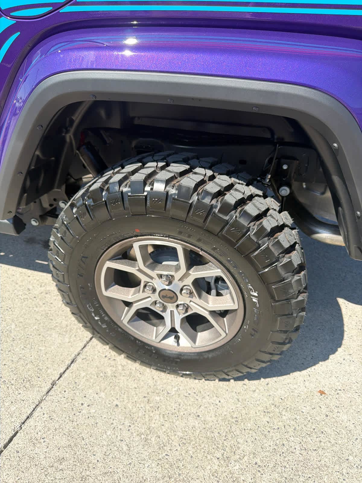 New 2026 Jeep Gladiator Sport AWD/4WD image 11