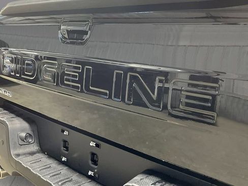 New 2026 Honda Ridgeline Black Edition image 6