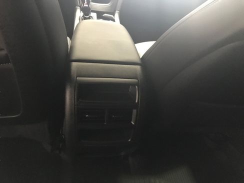 Certified 2025 Cadillac XT5 Luxury w/ LPO, Floor Liner Package image 20