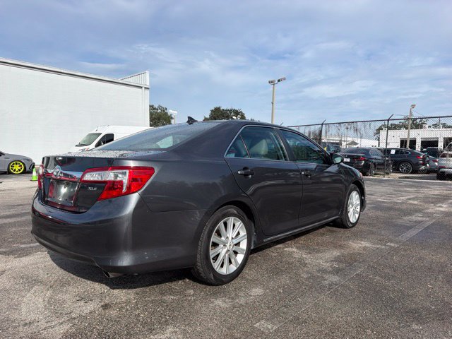 Used 2012 Toyota Camry XLE FWD image 4