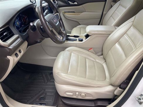 Used 2018 GMC Acadia Denali w/ Technology Package image 13