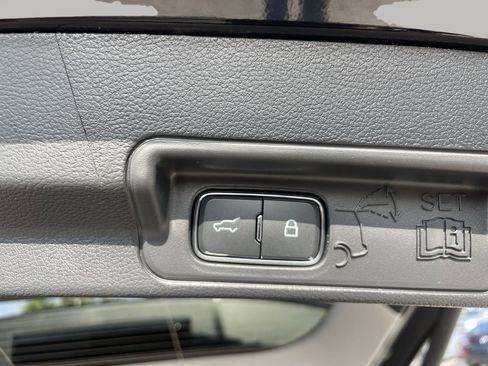 New 2026 Ford Explorer Active w/ Active Comfort Package image 9