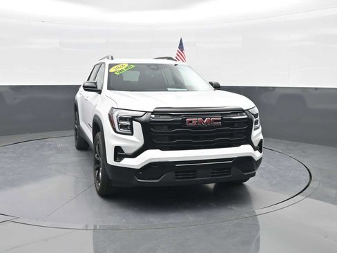 Used 2026 GMC Terrain Elevation w/ Elevation Premium Package AWD/4WD image 2