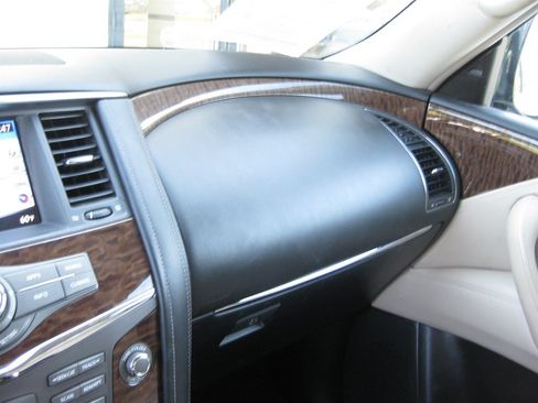 Used 2018 Nissan Armada Platinum w/ Captain Seat Package RWD image 24