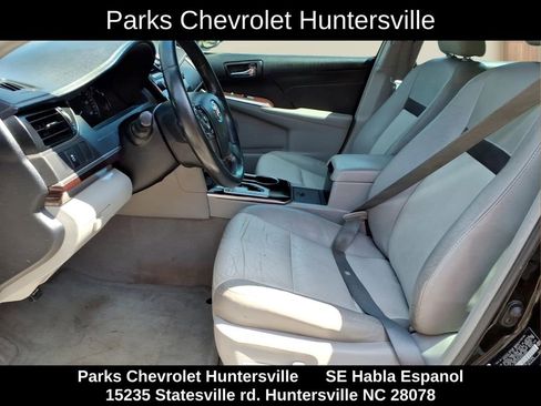 Used 2013 Toyota Camry XLE FWD image 17