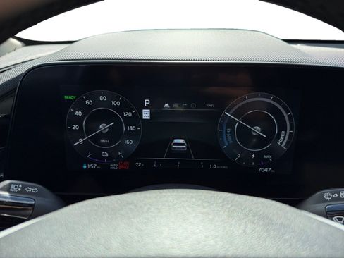 Used 2023 Kia Niro Wave FWD image 11