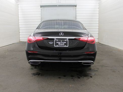 Used 2022 Mercedes-Benz S 580 4MATIC Sedan image 10