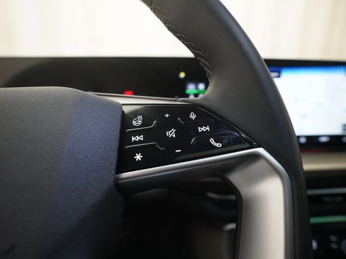 Used 2025 Audi Q5 Premium Plus w/ Premium Plus image 23