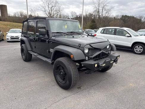 Used 2015 Jeep Wrangler Unlimited Sport w/ Quick Order Package 24S AWD/4WD image 2