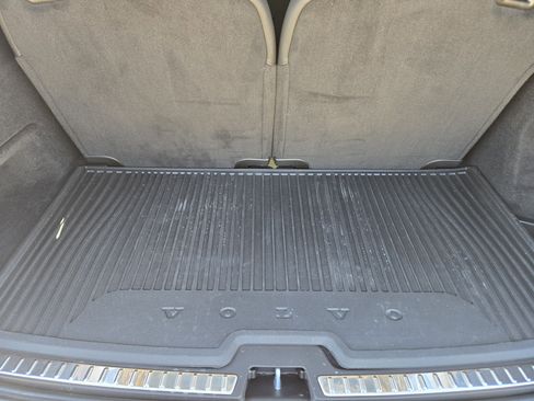 New 2025 Volvo XC90 T8 Plus w/ Protection Package Premier image 45